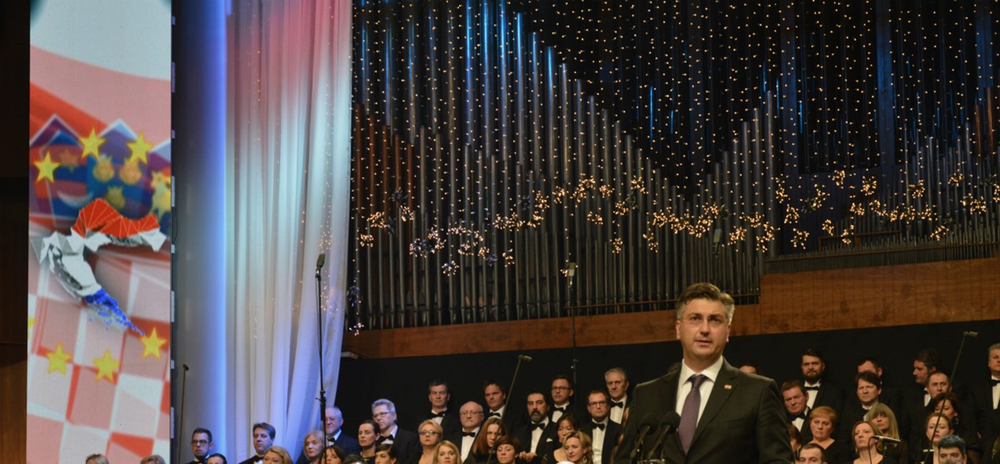 Predsjednik Vlade Plenković: Imamo odgovornosti i snage za naš najvažniji cilj - konsenzus o razvoju hrvatske budućnosti